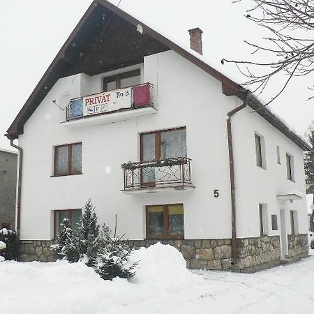 Apartman Bešeňová Екстериор снимка