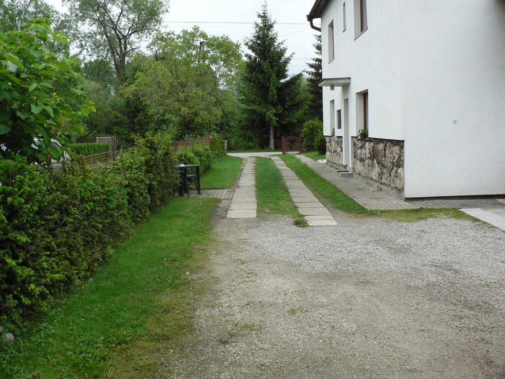 Apartman Bešeňová Екстериор снимка